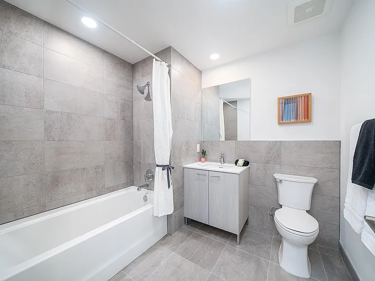 418 Palisade Ave #504 — Photo 21