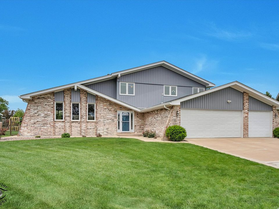 1st image of 11732 Hidden Brook Ct
