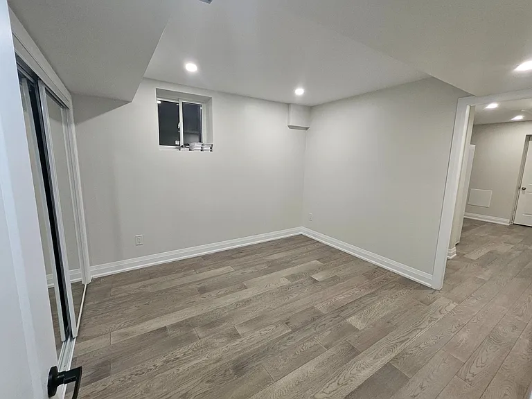 85 Onyx Ct #BASEMENT — Photo 10