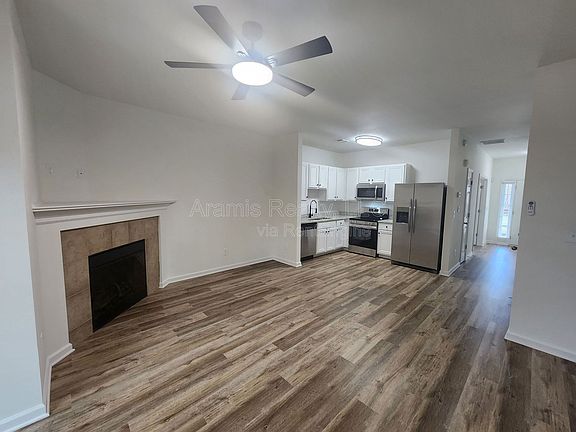 3rd image of 585 McWilliams Rd #1406