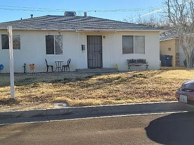 2nd image of 1134 W Ovington St