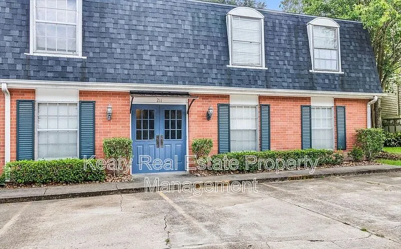 2 bed, 1.0 bath, 850 sqft, $1,000 — Photo 1