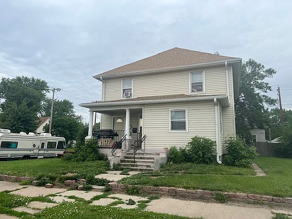 5th image of 828 Avenue A #2