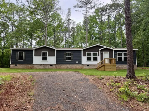 773 Grantham Dr, Cataula, GA 31804