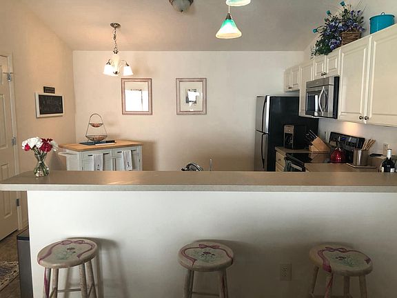 Breakfast bar
