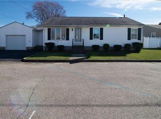 109 Sanford St, East Providence, RI 02914