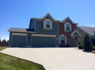 6221 W 22nd Ct, Lawrence, KS 66049