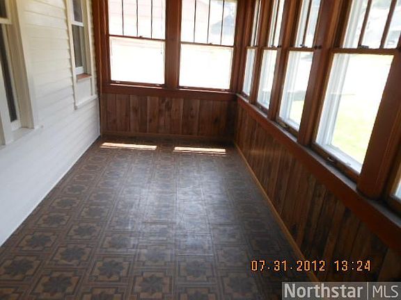 3rd image of 782 Livingston Ave