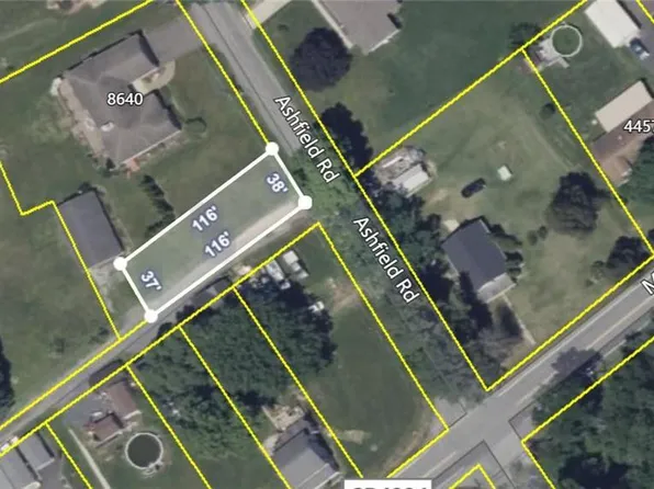 8624 Ashfield Rd, Slatington, PA 18080