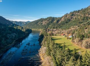 8757 Tyee Rd, Umpqua, OR 97486