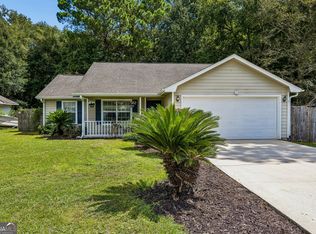 124 Lake Ashley Dr, Kingsland, GA 31548