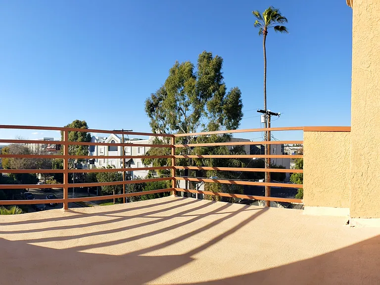 Academy Terrace — Photo 66