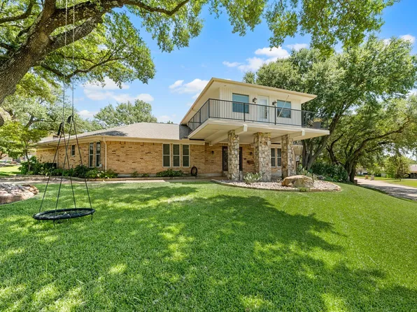 1501 S Lakeshore Dr, Rockwall, TX 75087