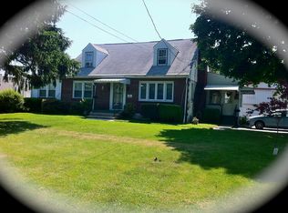 290 Yardley Ave, Fallsington, PA 19054