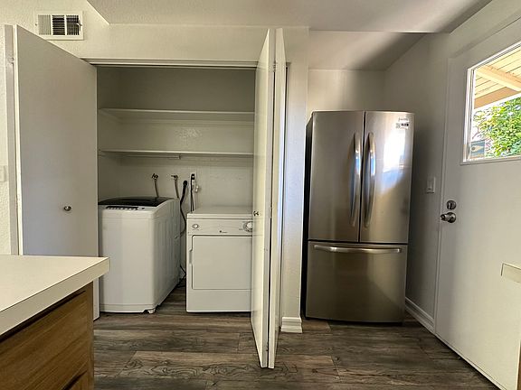 4th image of 1251 Crescent Ter