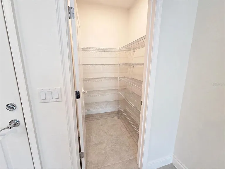 3890 Knotty Pine St — Photo 5