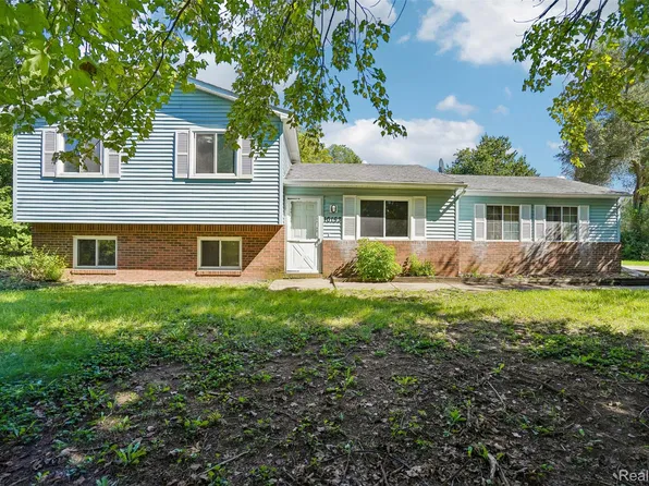 10153 Ashton St, Pinckney, MI 48169