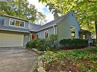 6915 Broadway St, Indianapolis, IN 46220