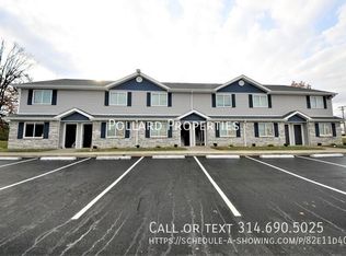 1070 Arlington Way, Warrenton, MO 63383