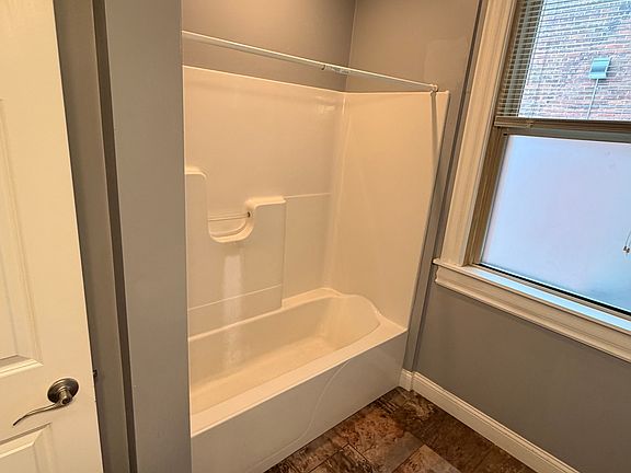 3rd image of 1812 Central Ave #2A
