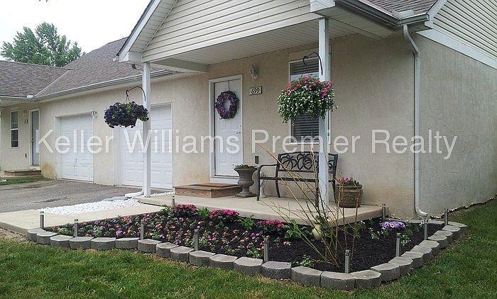 1st image of 699 Kenny Ln