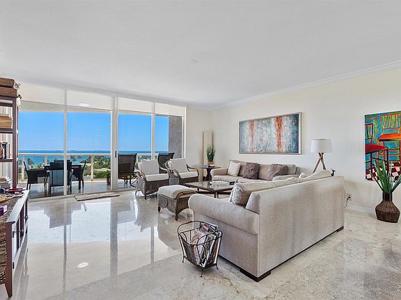 5th image of 3100 N Ocean Boulevard #804