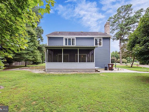 3rd image of 14758 Woodland Dr