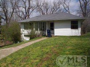 712 Walnut Dr, Neosho, MO 64850