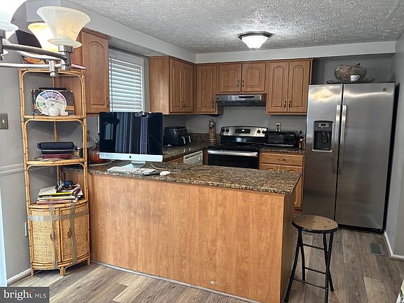 5th image of 4308 Rockport Ln