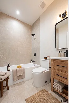 Bathroom, photo 5