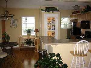 Kitchen / Dining