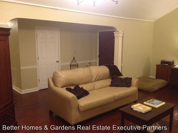 5th image of 286 Ashbrook Dr