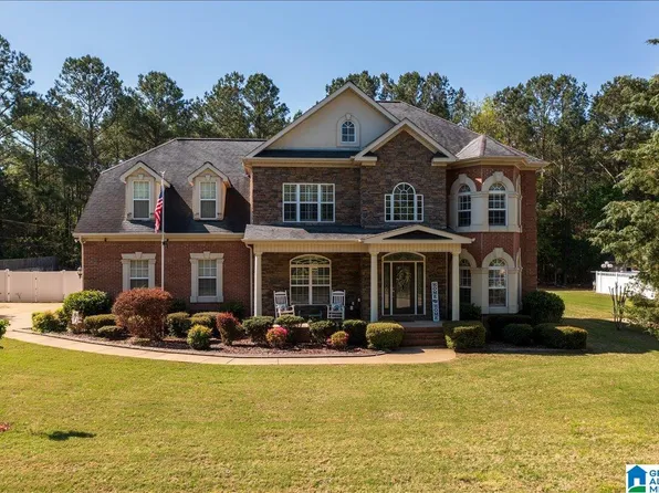 704 Almaroad Pl SW, Jacksonville, AL 36265