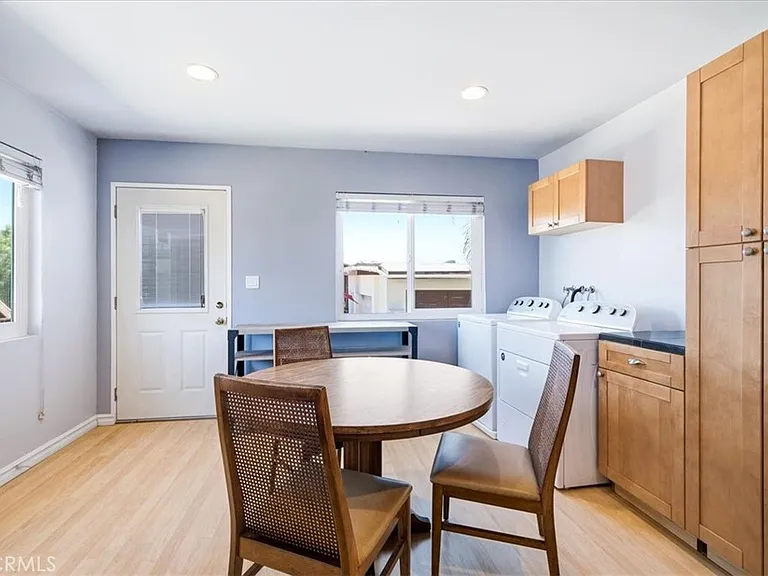 1108 Palm Ln — Photo 10