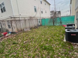 574 Hawthorne Ave #1AB, Newark, NJ 07112