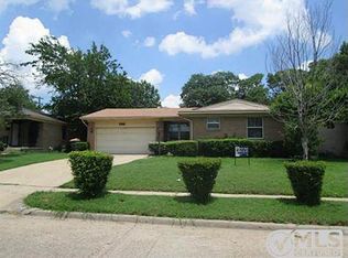 3402 Loganwood Dr, Dallas, TX 75227