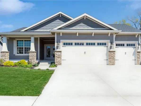 904 Shelby Dr, Adel, IA 50003