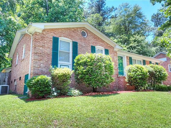 2nd image of 3309 Shallowford Dr