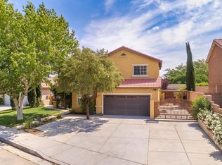 36520 Sinaloa St, Palmdale, CA 93552