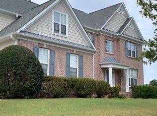 1945 Embassy Walk Ln, Lilburn, GA 30047