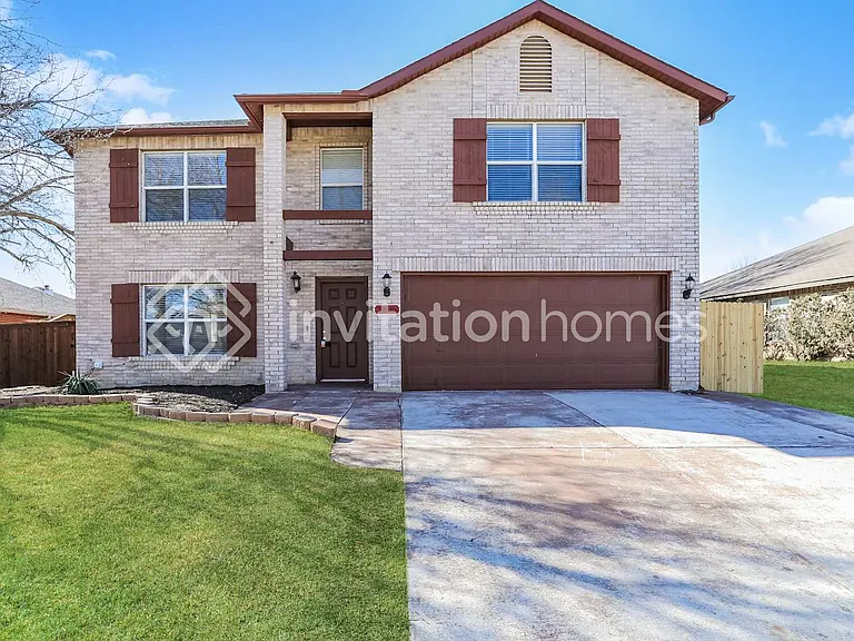 2805 Yukon Dr — Photo 1