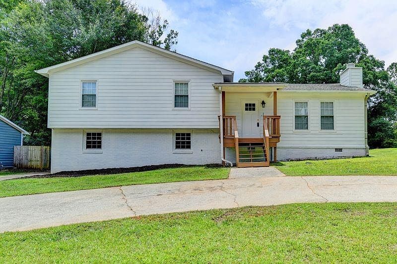 1st image of 3414 Broxton Mill Way
