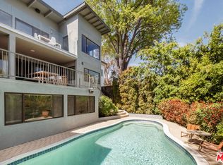 3672 Holboro Dr, Los Angeles, CA 90027