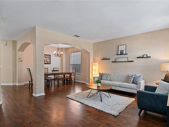 4th image of 13048 Hatherton Cir