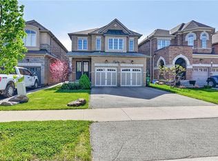 82 Chaumont Dr, Hamilton, ON L8J0J8