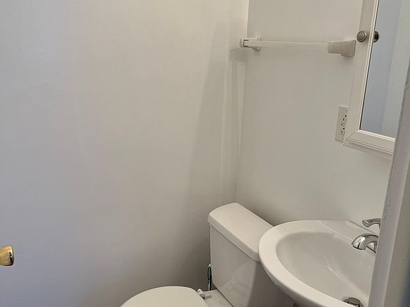 2nd image of 3867 Osage St