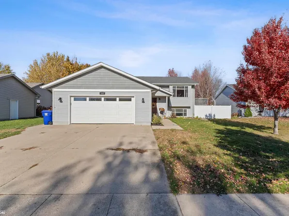 320 E Henschen St, Garner, IA 50438