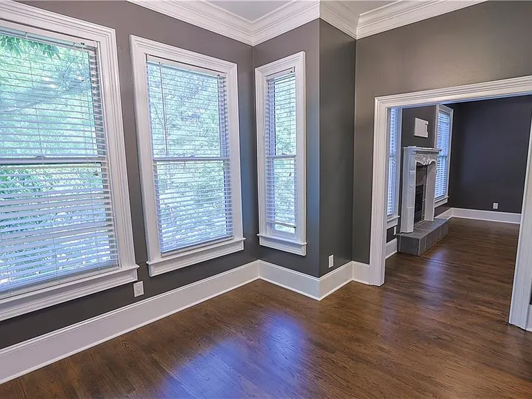 1294 Lenox Park Blvd — Photo 41