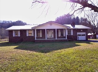 4816 State Route 580, Oil Springs, KY 41238