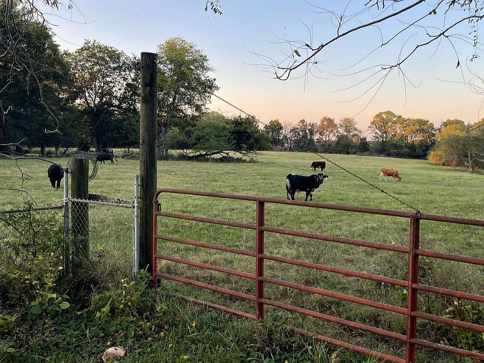 2402 Pembroke Rd B, Hopkinsville, KY 42240 Zillow